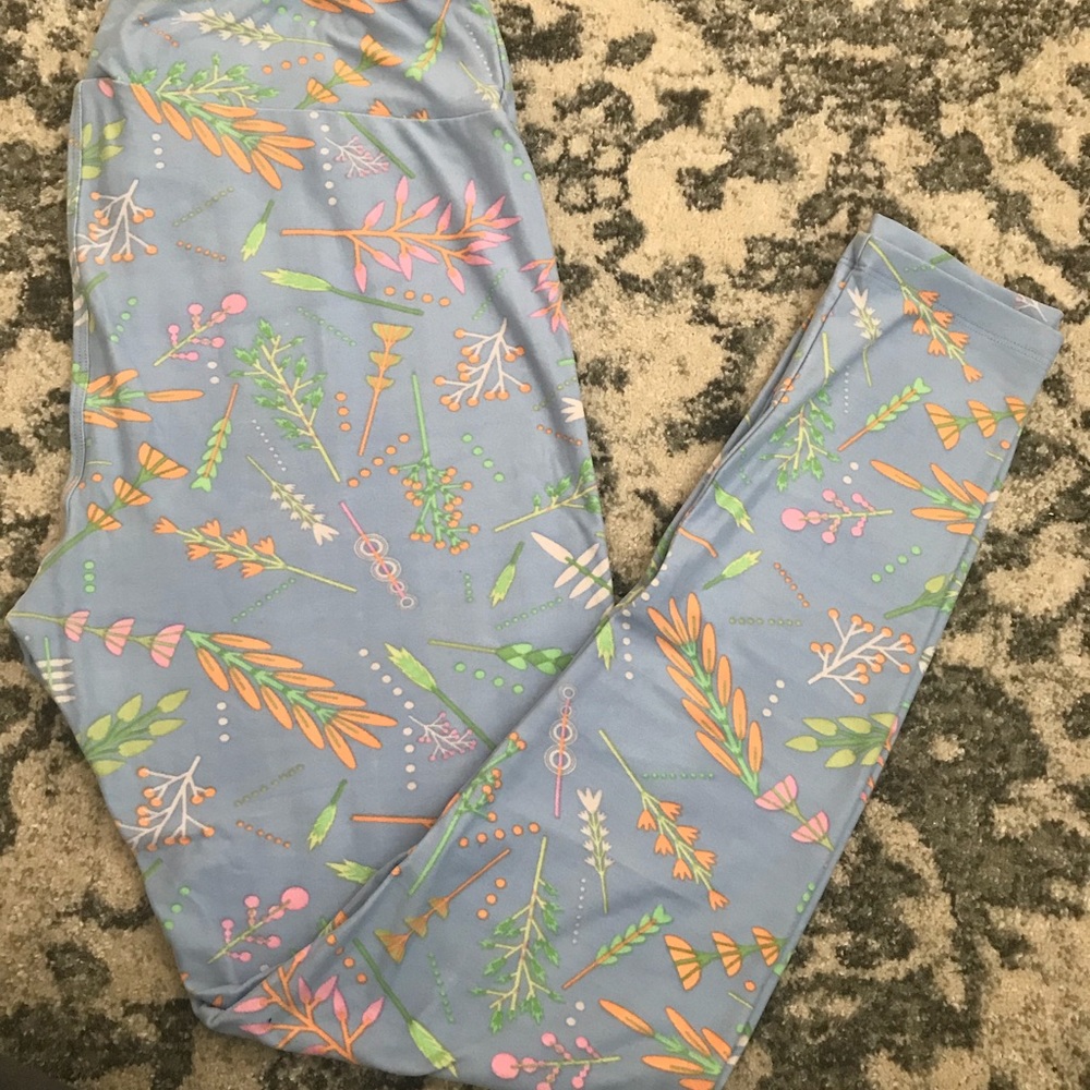 NWOT Lularoe TC leggings